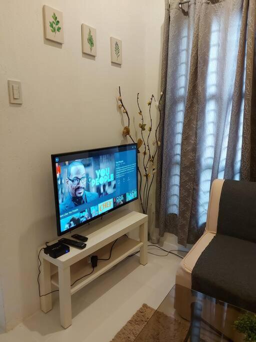Home Away From Home. 바콜로드 외부 사진